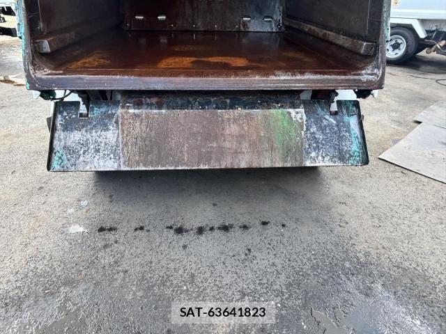 Isuzu ELF TRUCK 2014-03 8524696-26