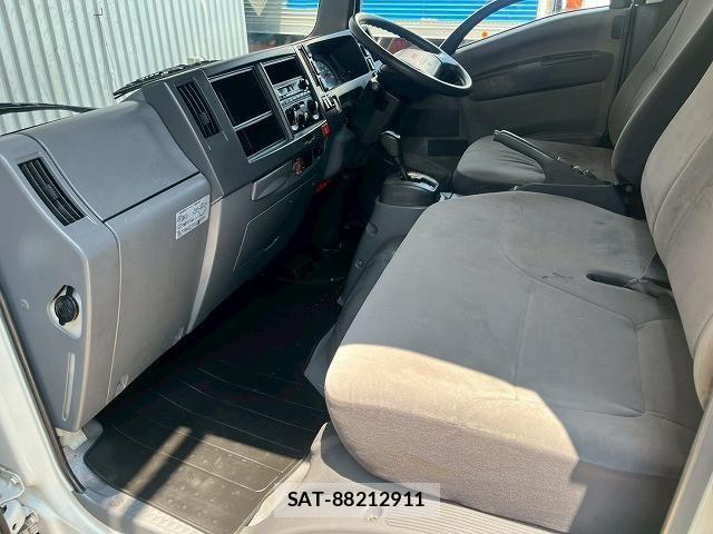 Isuzu ELF TRUCK 2013-05 8524739-22