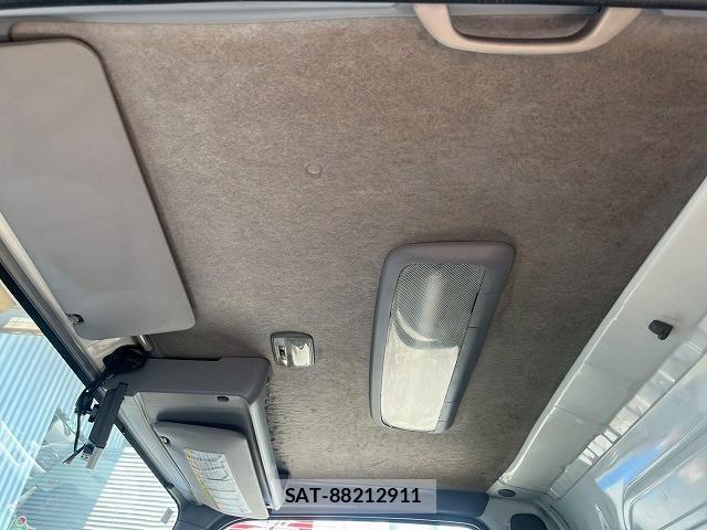 Isuzu ELF TRUCK 2013-05 8524739-24