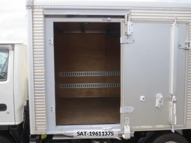 Isuzu ELF TRUCK 2016-06 8524746-10