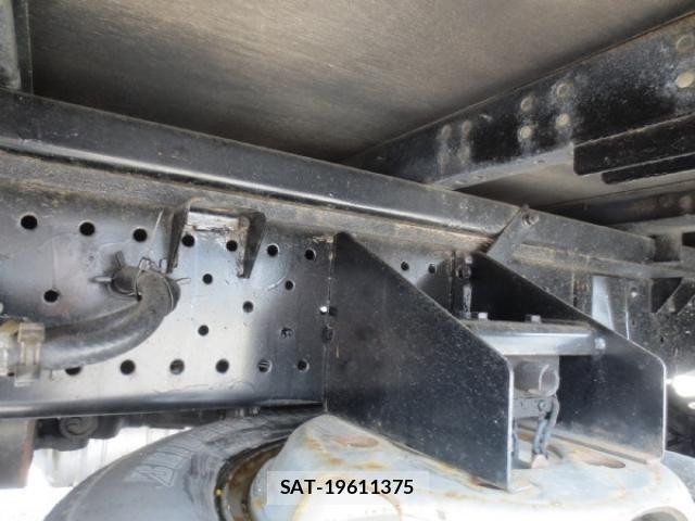 Isuzu ELF TRUCK 2016-06 8524746-11