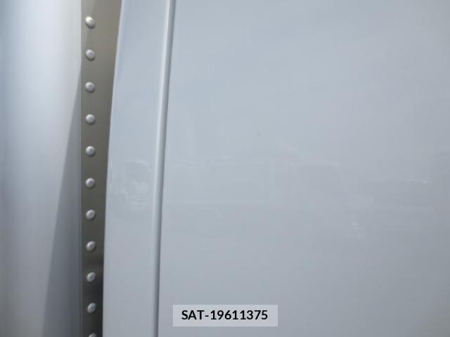Isuzu ELF TRUCK 2016-06 8524746-16
