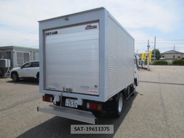 Isuzu ELF TRUCK 2016-06 8524746-3