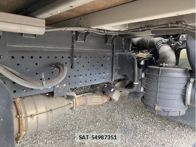 Isuzu ELF TRUCK 2011-02 8524715-19