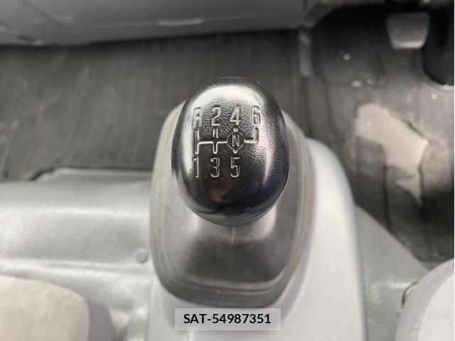 Isuzu ELF TRUCK 2011-02 8524715-24