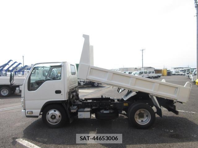 Isuzu ELF TRUCK 2013-08 8524705-10