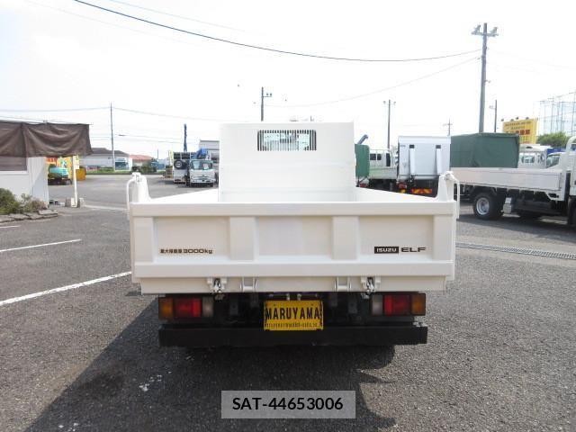 Isuzu ELF TRUCK 2013-08 8524705-12