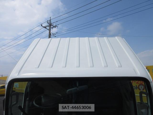 Isuzu ELF TRUCK 2013-08 8524705-25