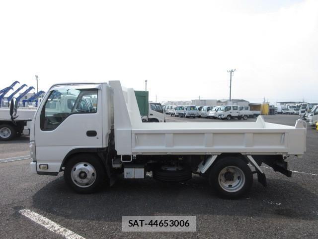 Isuzu ELF TRUCK 2013-08 8524705-4
