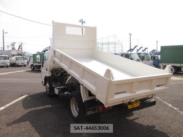 Isuzu ELF TRUCK 2013-08 8524705-8