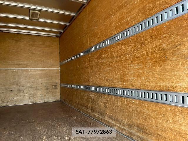 Isuzu ELF TRUCK 2019-05 8524732-14