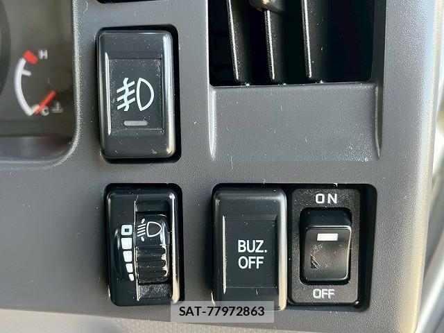 Isuzu ELF TRUCK 2019-05 8524732-27