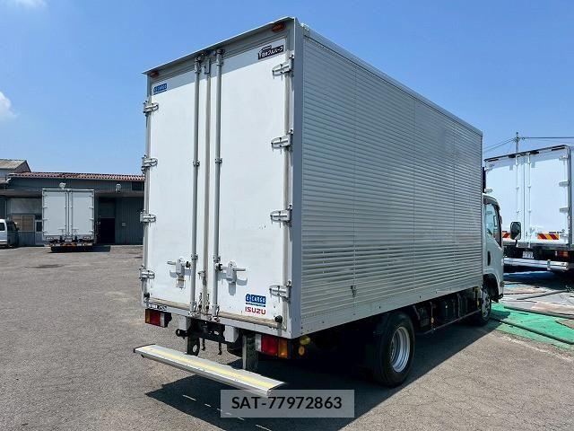 Isuzu ELF TRUCK 2019-05 8524732-5