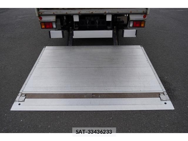 Isuzu ELF TRUCK 2023-04 8524654-24