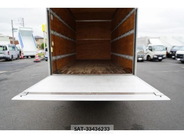 Isuzu ELF TRUCK 2023-04 8524654-25