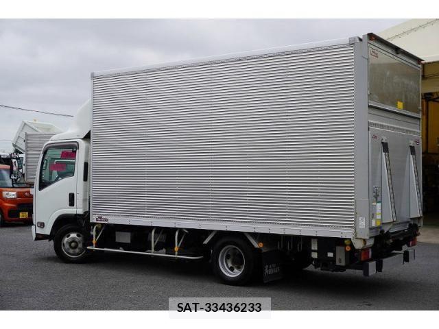 Isuzu ELF TRUCK 2023-04 8524654-6