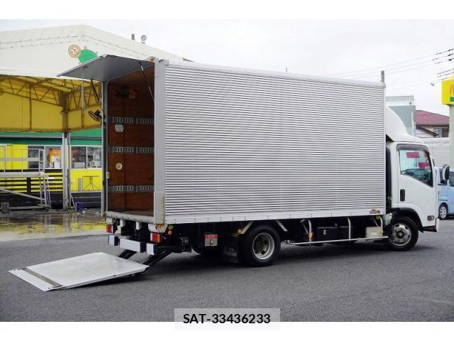 Isuzu ELF TRUCK 2023-04 8524654-8