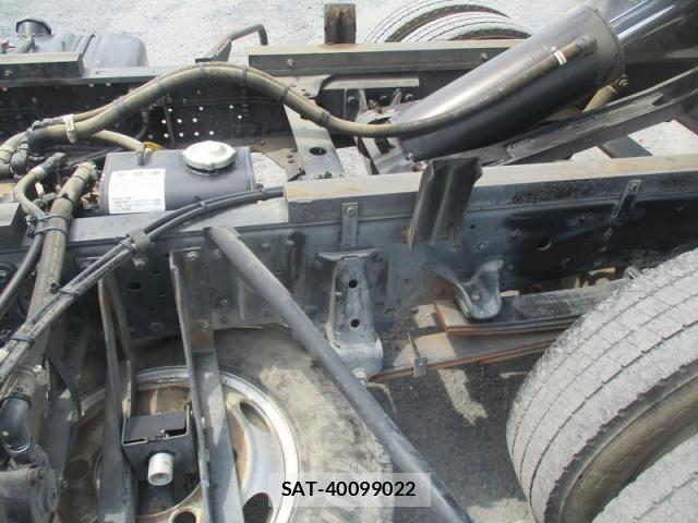 Isuzu ELF TRUCK 2015-11 8524661-11