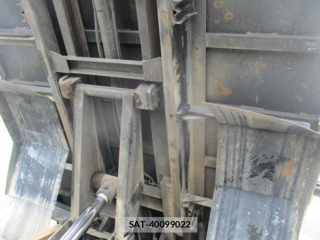 Isuzu ELF TRUCK 2015-11 8524661-13