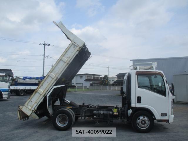 Isuzu ELF TRUCK 2015-11 8524661-15