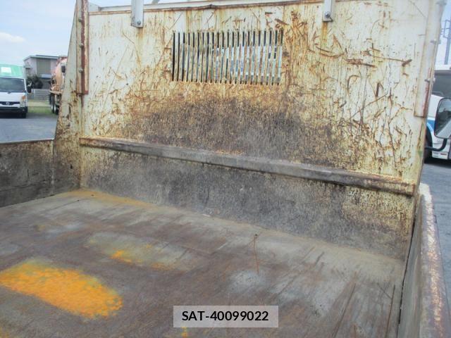 Isuzu ELF TRUCK 2015-11 8524661-19