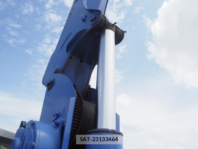 Isuzu ELF TRUCK 2018-07 8524683-11