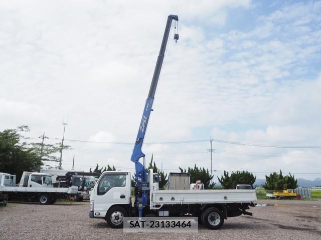 Isuzu ELF TRUCK 2018-07 8524683-15