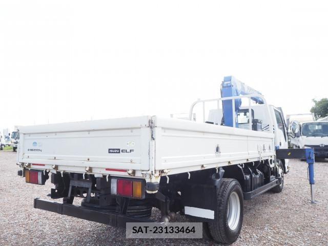 Isuzu ELF TRUCK 2018-07 8524683-4