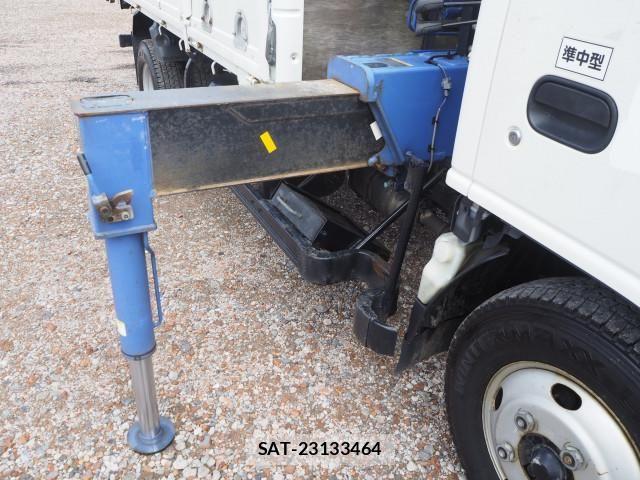 Isuzu ELF TRUCK 2018-07 8524683-8