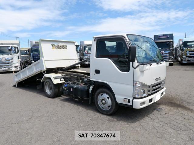 Isuzu ELF TRUCK 2023-02 8524650-0