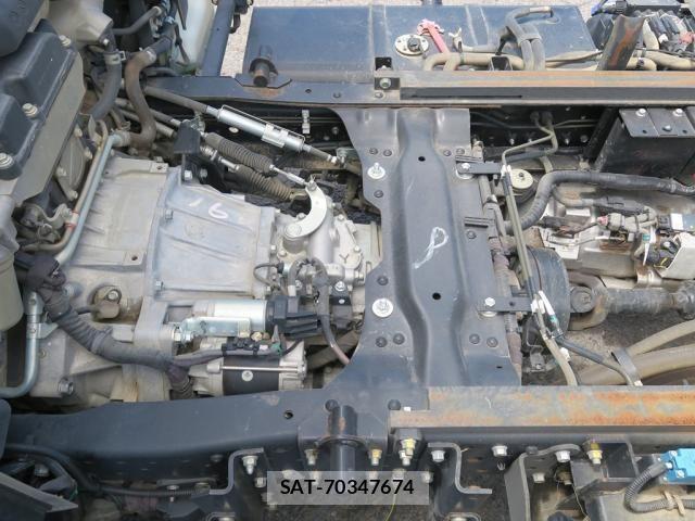 Isuzu ELF TRUCK 2023-02 8524650-14