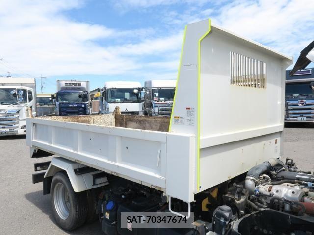 Isuzu ELF TRUCK 2023-02 8524650-18