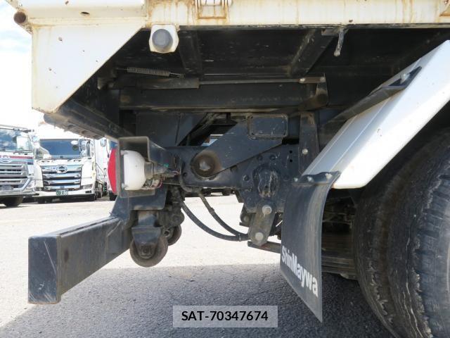 Isuzu ELF TRUCK 2023-02 8524650-22