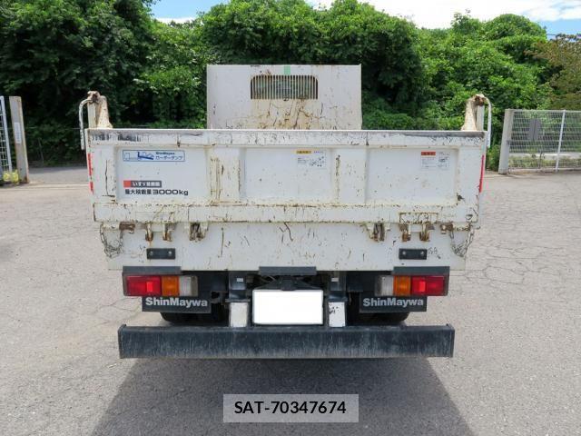 Isuzu ELF TRUCK 2023-02 8524650-6