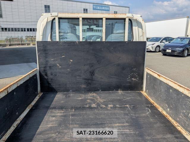 Isuzu ELF TRUCK 2020-11 8524697-15