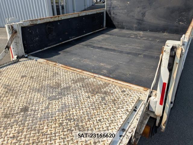 Isuzu ELF TRUCK 2020-11 8524697-23