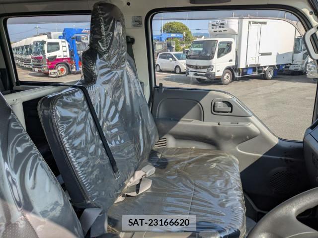 Isuzu ELF TRUCK 2020-11 8524697-26