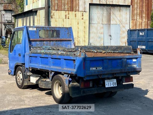 Isuzu ELF TRUCK 2015-01 8524737-11
