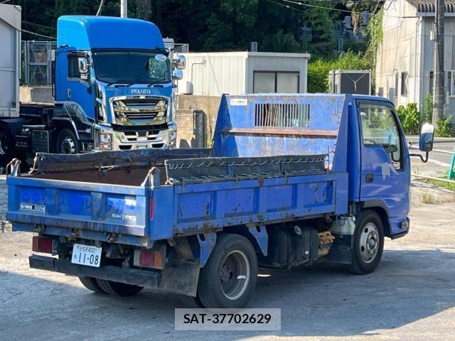 Isuzu ELF TRUCK 2015-01 8524737-14