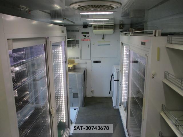 Isuzu ELF TRUCK 2016-05 8524723-12