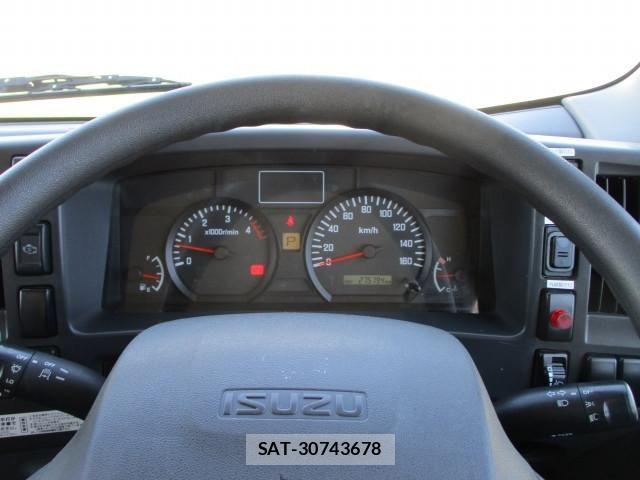 Isuzu ELF TRUCK 2016-05 8524723-5