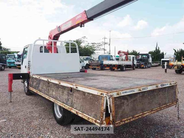 Isuzu ELF TRUCK 2012-03 8524704-15