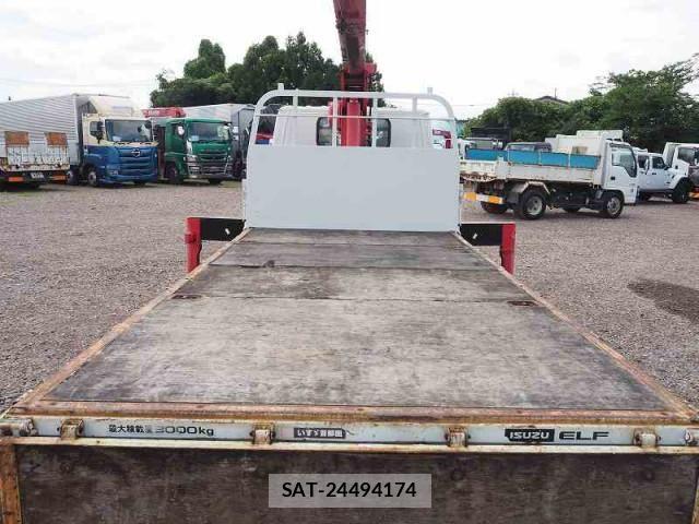 Isuzu ELF TRUCK 2012-03 8524704-16