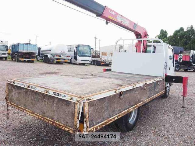Isuzu ELF TRUCK 2012-03 8524704-17