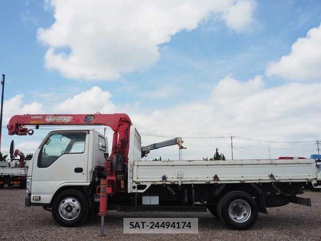 Isuzu ELF TRUCK 2012-03 8524704-1