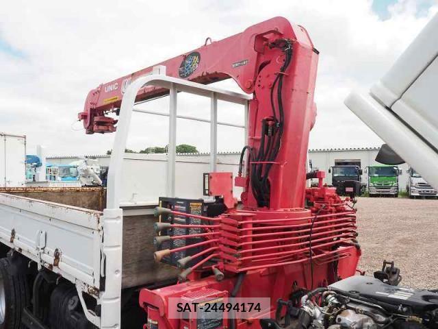 Isuzu ELF TRUCK 2012-03 8524704-19