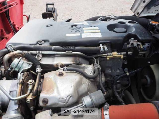 Isuzu ELF TRUCK 2012-03 8524704-21