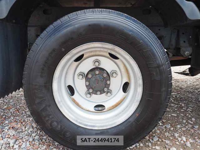 Isuzu ELF TRUCK 2012-03 8524704-25