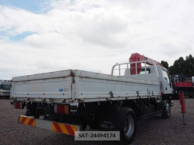 Isuzu ELF TRUCK 2012-03 8524704-4
