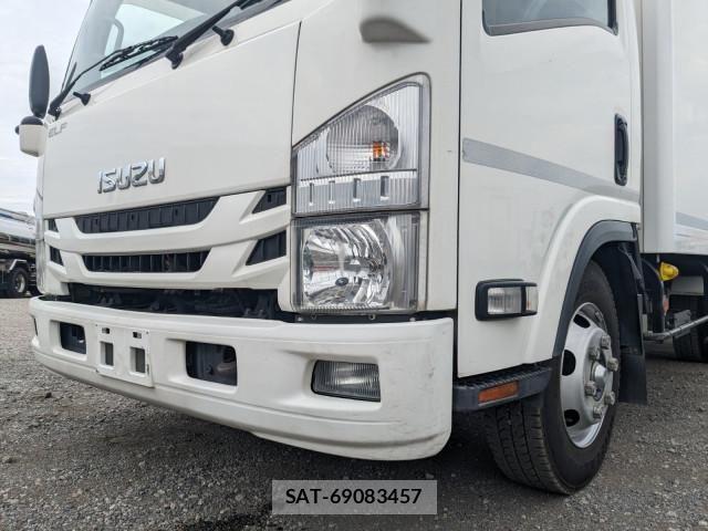 Isuzu ELF TRUCK 2021-04 8524744-21